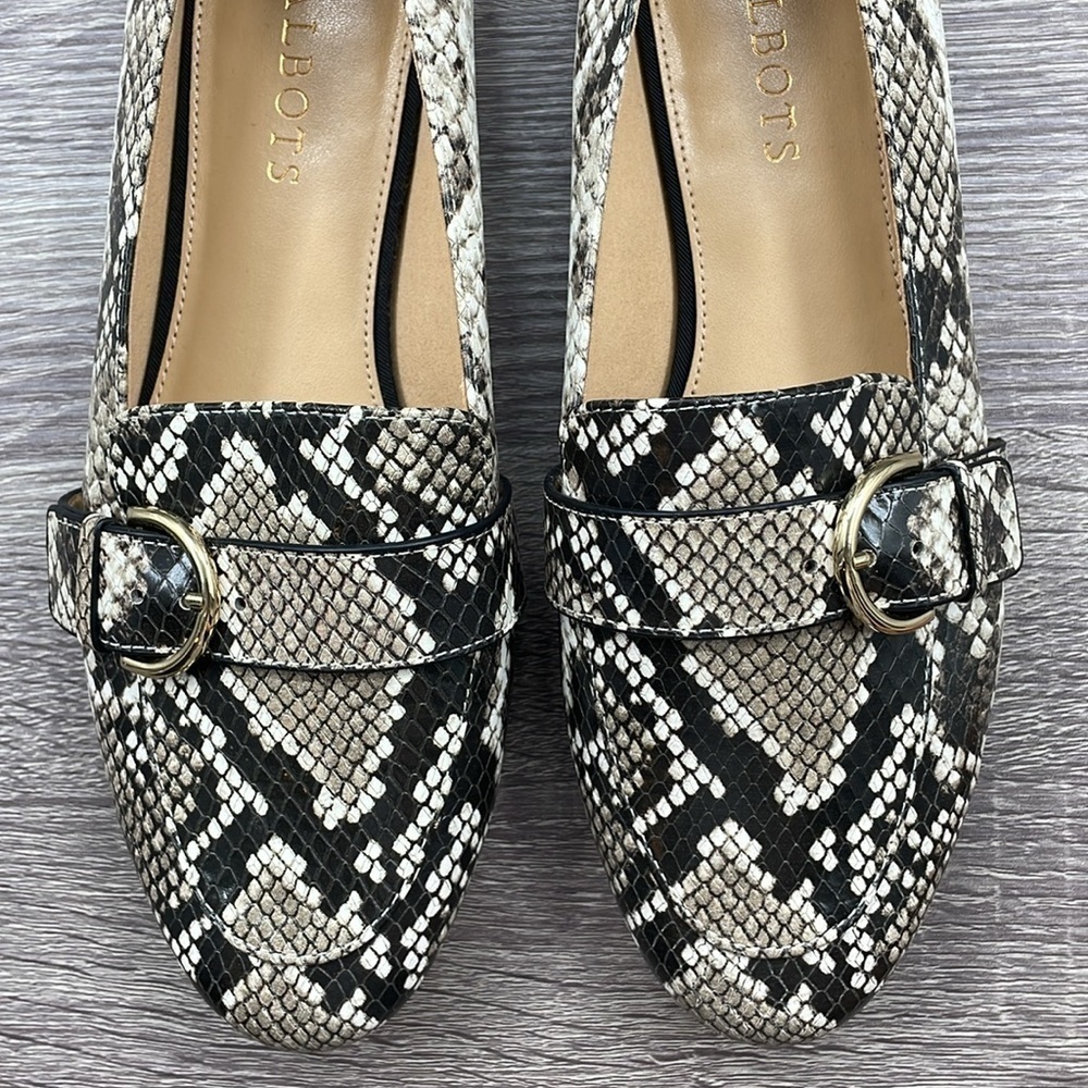 NEW! Talbots Ryan D-Ring Loafers Embossed. 8.5M. - Picture 8 of 15